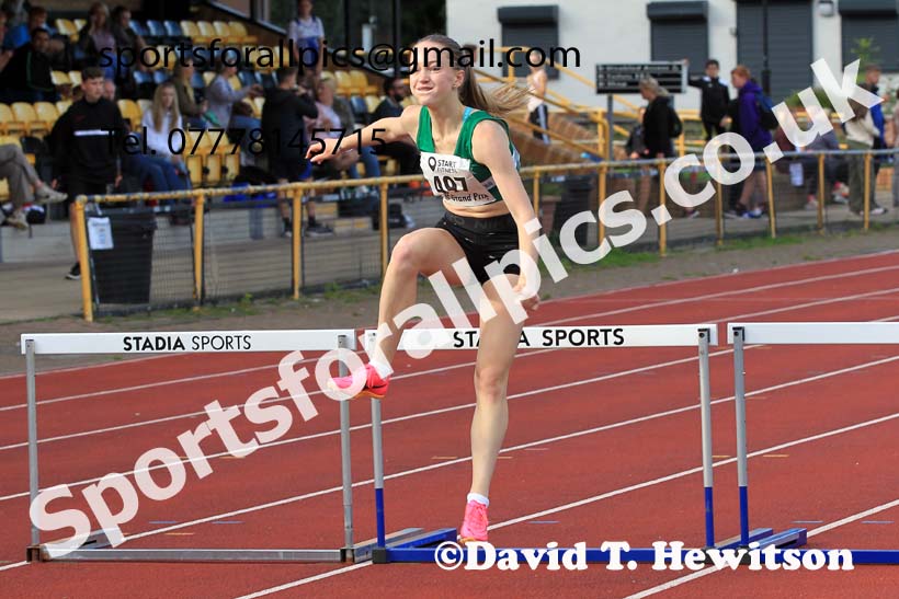 Hurdles, 2023 NEGP 5 Monkton, Wed, July 26th. Photo: David T. Hewitson/Sports for All Pics